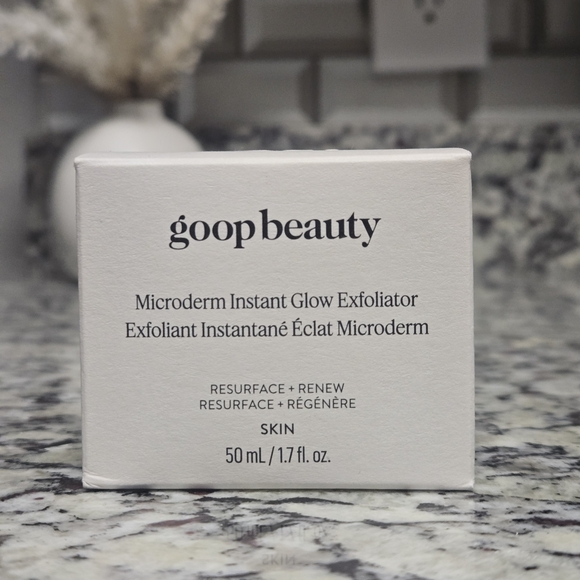 Goop Beauty Microderm Instant Glow Exfoliator